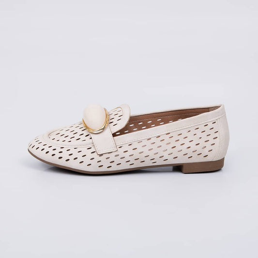 Aspen - Mocassim Feminino Vazado com Aplicação Off-white