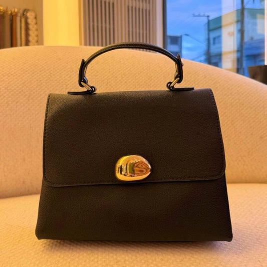 Braga - Bolsa Tiracolo Estruturada com Fecho Dourado Preto