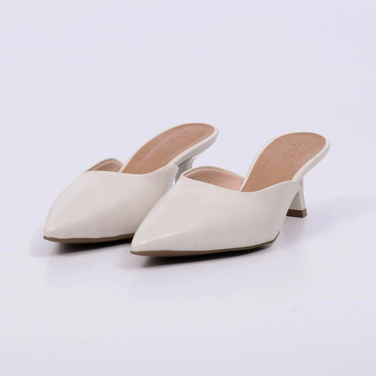 Elíse - Mule Feminino Salto Alto Bico Fino Off White