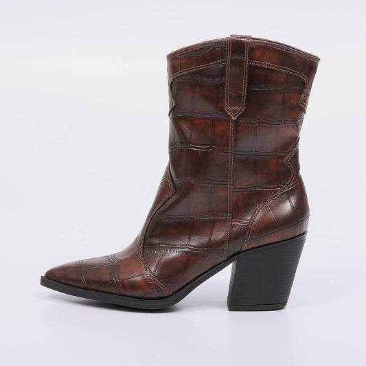 Piton - Bota Feminina Cano Médio Croco Bico Fino Salto Marrom Escuro