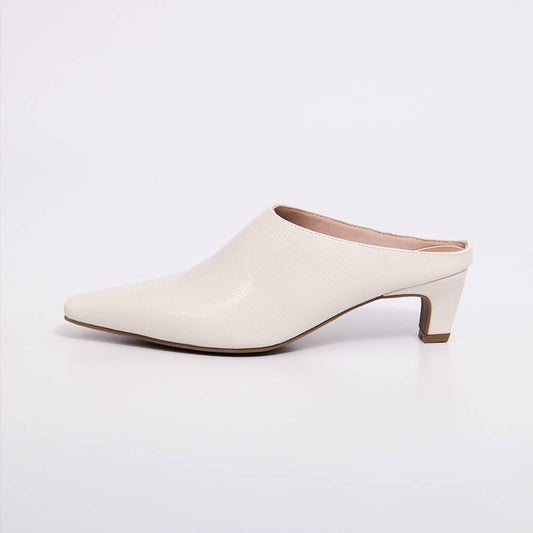 Celeste - Mule Feminino Minimalista Salto Médio Texturizado Off White